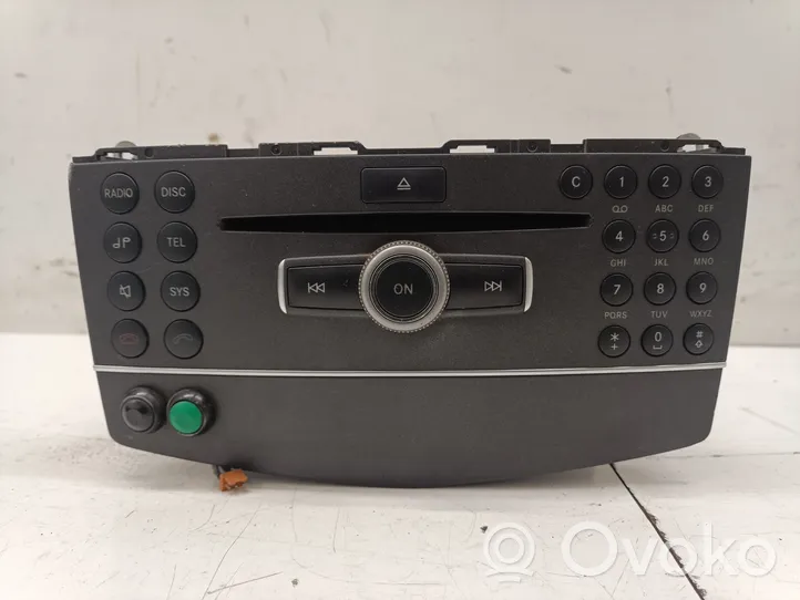 Mercedes-Benz C W204 Radio/CD/DVD/GPS head unit A2049007202