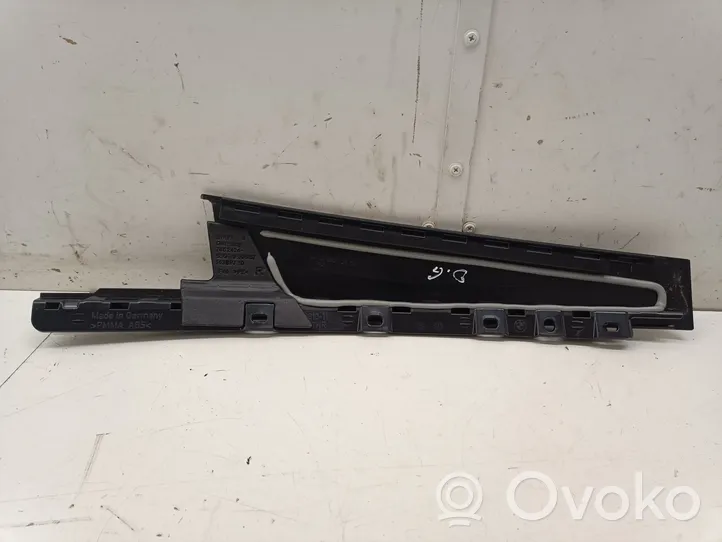 BMW 1 F40 Verkleidung Türfenster Türscheibe hinten 7452380