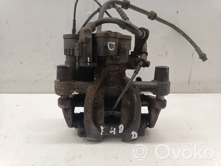 BMW 1 F40 Caliper del freno trasero 1543680