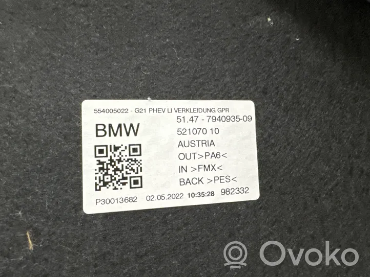 BMW 3 G20 G21 Panneau, garniture de coffre latérale 7940935