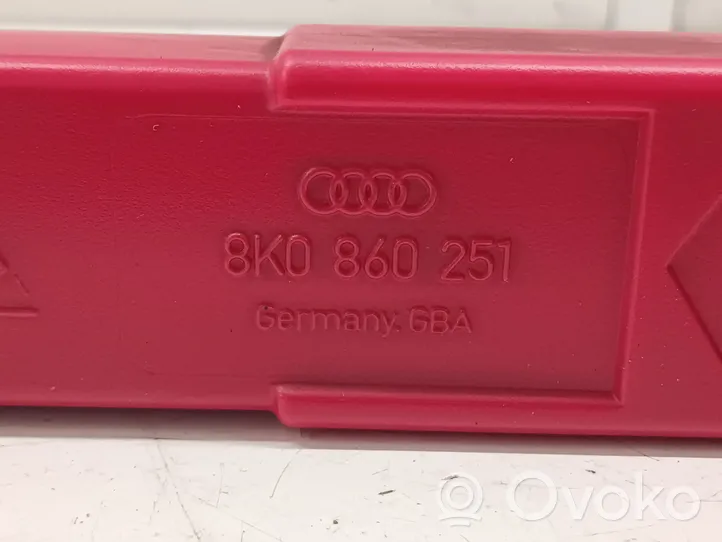 Audi A7 S7 4G Emergency warning sign 8K0860251