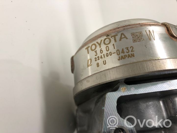Toyota RAV 4 (XA40) Vesipumppu 2241000432