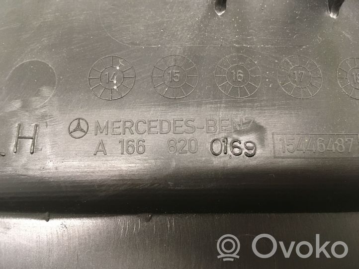 Mercedes-Benz GLE (W166 - C292) Kita salono detalė A1668200169
