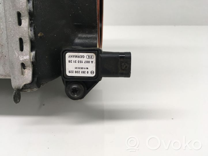 Mercedes-Benz GLE AMG (W166 - C292) Starpdzesētāja radiators A1570900714