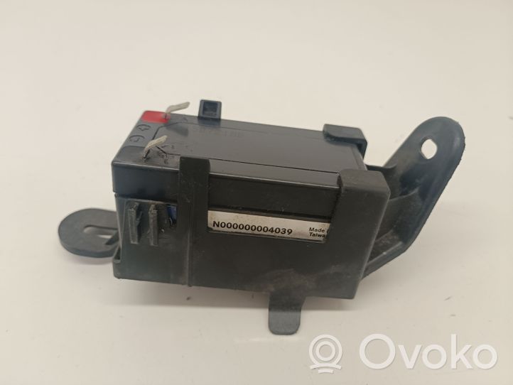 Mercedes-Benz GLE (W166 - C292) Batterie A1665454547