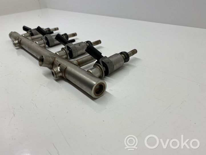 Audi A5 Tuyau de conduite principale de carburant 06K133317AB