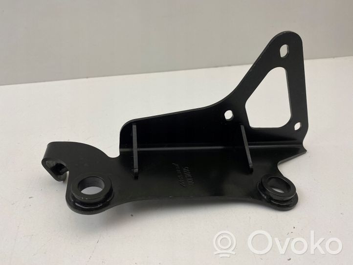 McLaren MP4 12c Staffa di montaggio del radiatore 00131695