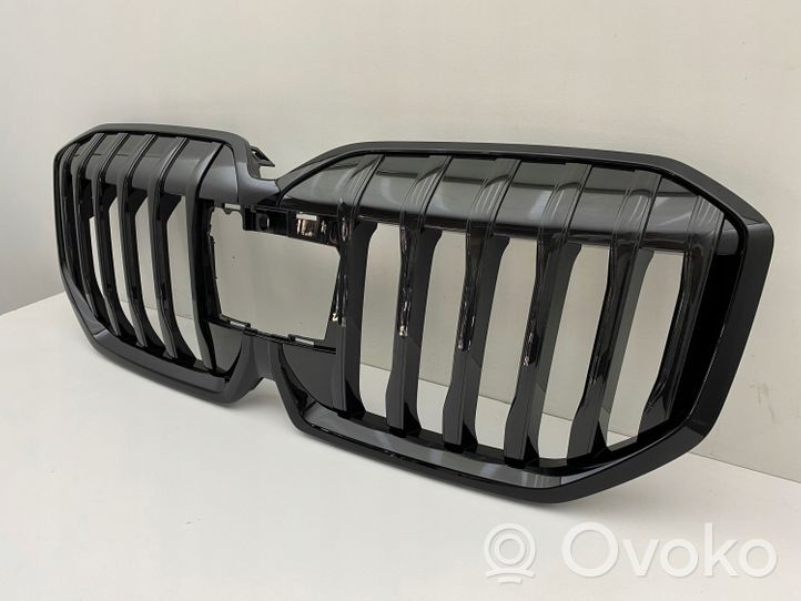 BMW 2 Active Tourer U06 Grille calandre supérieure de pare-chocs avant 8737189