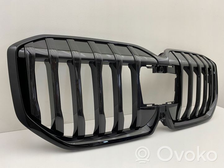 BMW 2 Active Tourer U06 Grille calandre supérieure de pare-chocs avant 9882243