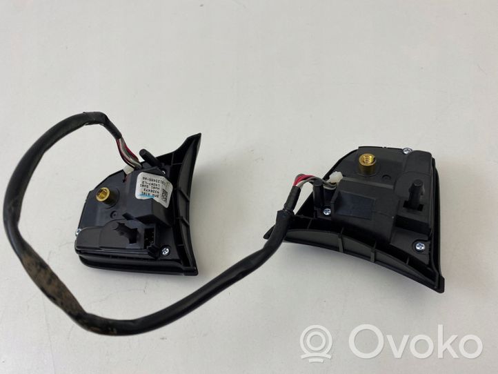 BMW X1 F48 F49 Interruptores/botones de la columna de dirección 9326473