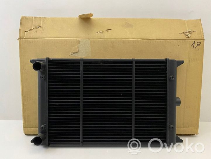 Volkswagen Polo II 86C 2F Radiatore di raffreddamento 727114