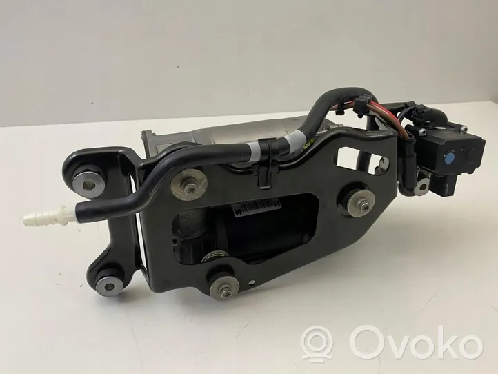 BMW X5 F15 Compresseur / pompe à suspension pneumatique 26071611