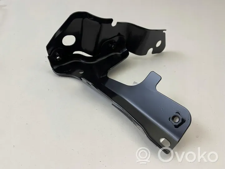 Mazda 2 Uchwyt / Mocowanie błotnika przedniego D651-52-240A