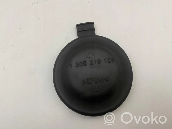 Renault Megane III Osłona żarówki lampy przedniej 1305219109