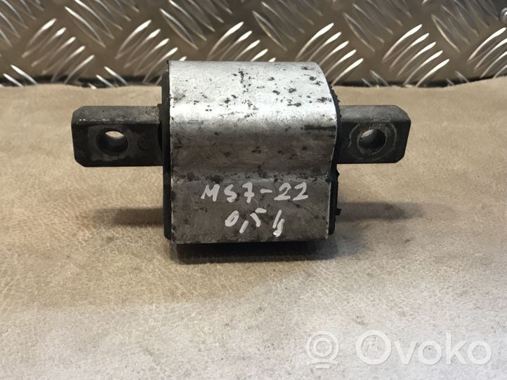 Mercedes-Benz E W211 Supporto della scatola del cambio A220240