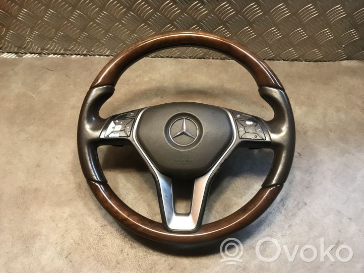 Mercedes-Benz E A207 Kierownica 