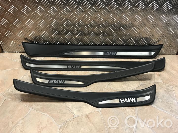 BMW 3 E90 E91 Комплект обшивки порога (внутренний) 7172296