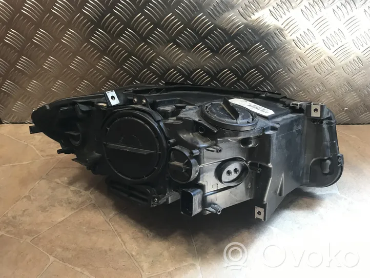 BMW 5 F10 F11 Lampa przednia 7203241