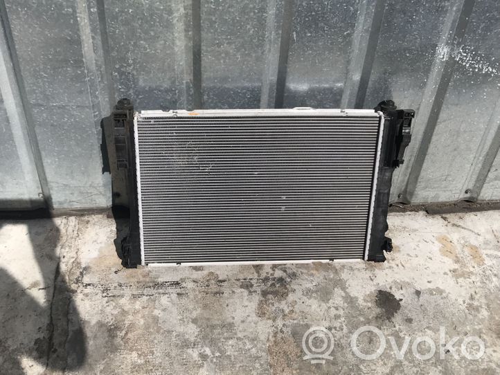 Mercedes-Benz C W204 Radiateur de refroidissement 2002199