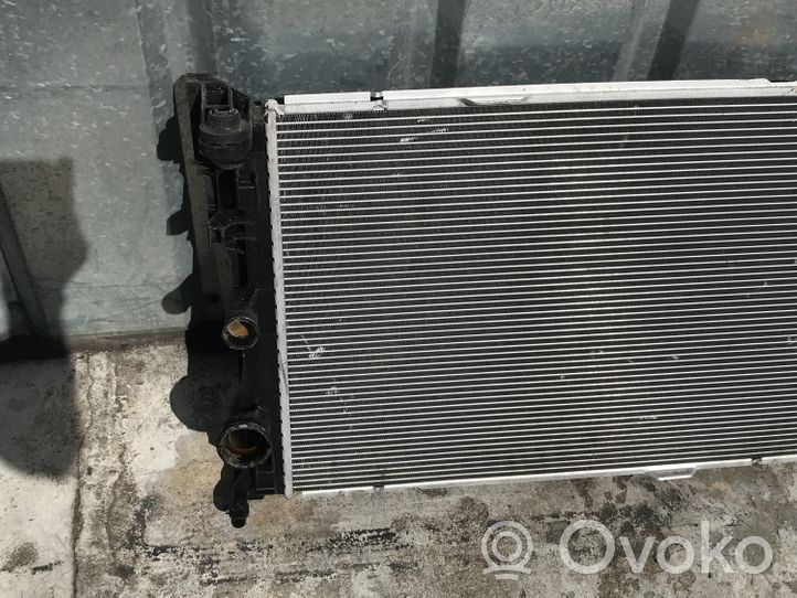 Mercedes-Benz C W204 Radiateur de refroidissement 2002199