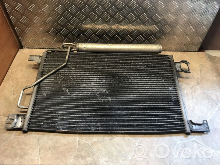 Mercedes-Benz C W203 Radiateur condenseur de climatisation A2035002154