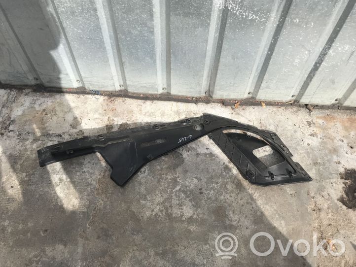 BMW 5 GT F07 Radiatoru dekoratīvā apdare 7042984