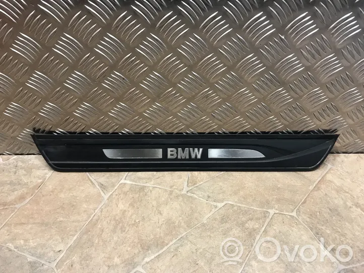 BMW 5 GT F07 Garniture marche-pieds avant 7193470