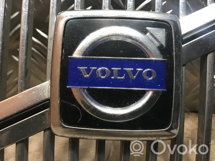 Volvo V70 Altra parte della carrozzeria 08693346