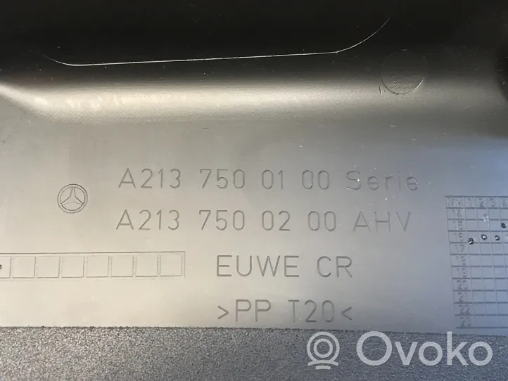 Mercedes-Benz E W213 Keskikonsolin takasivuverhoilu A2137500100