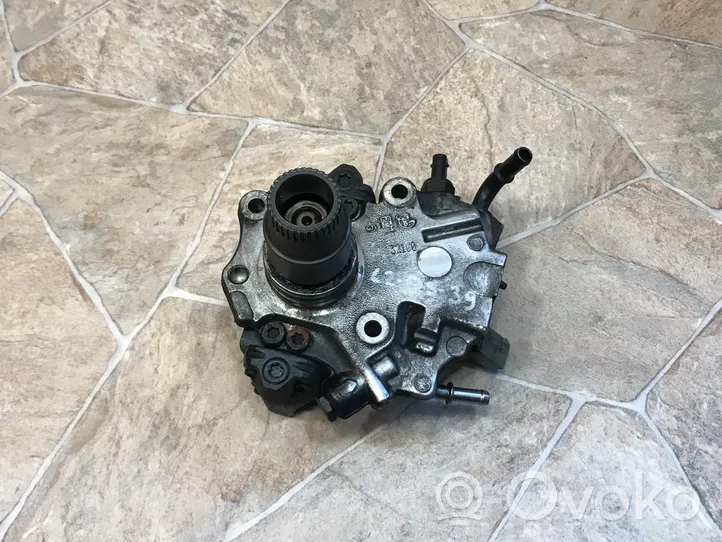 Mercedes-Benz E W212 Pompa del carburante meccanica A6510700701