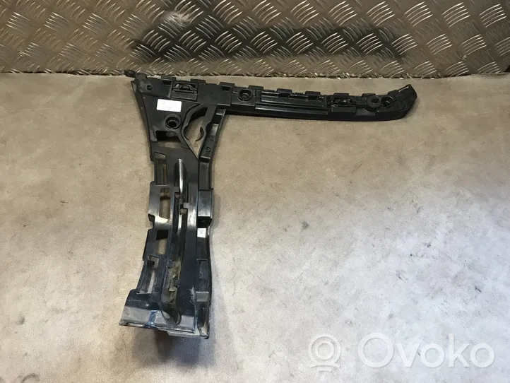 Mercedes-Benz C W205 Support de pare-chocs arrière A2058801802