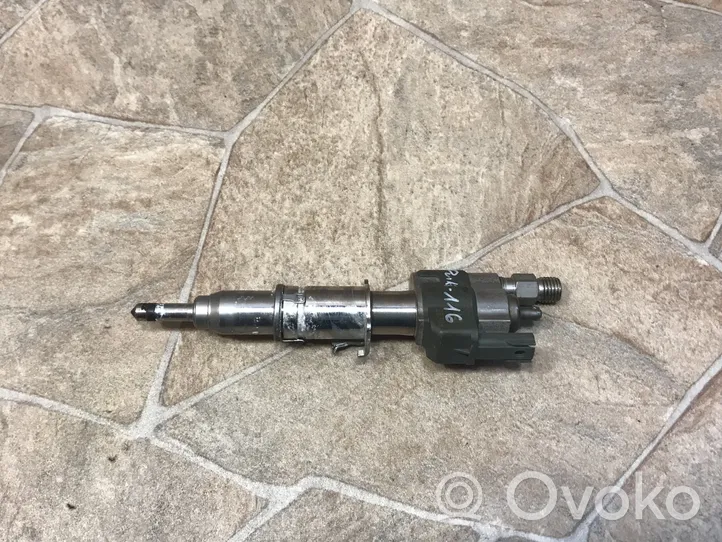 BMW 3 E90 E91 Injecteur de carburant 7589048