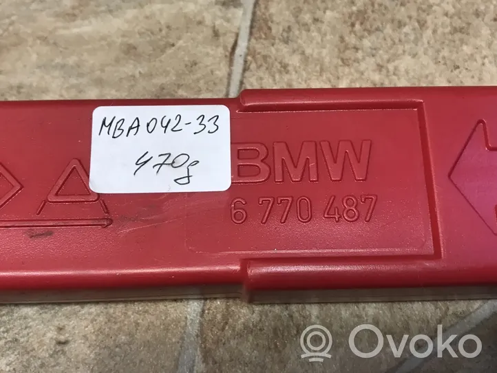 BMW 7 G11 G12 Boîte à outils 6770487