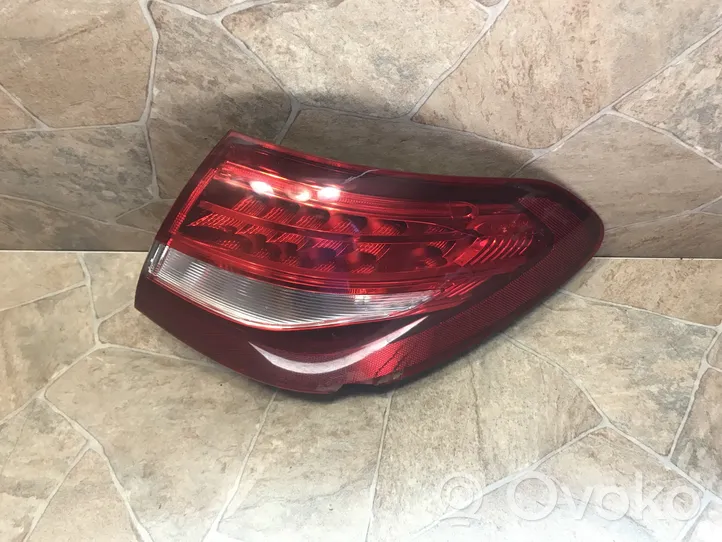 Mercedes-Benz C W205 Lampa tylna A2059060003