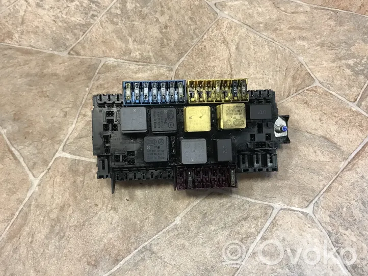 Mercedes-Benz GLE (W166 - C292) Relay mounting block A1669068201