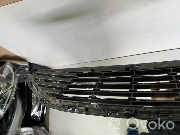 Ford Galaxy Grille de calandre avant EM2B-8200