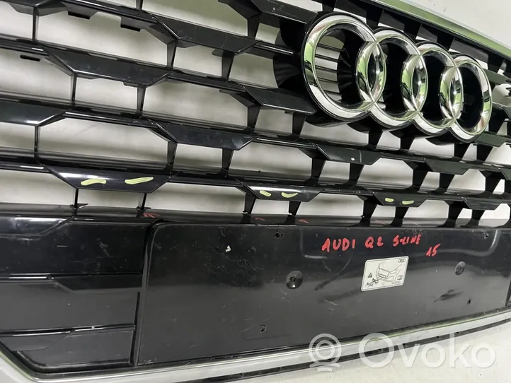 Audi Q2 - Griglia anteriore 81a853651