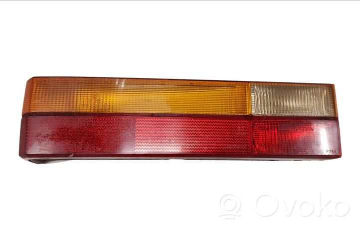 Ford Granada Luci posteriori 78GG13451AB