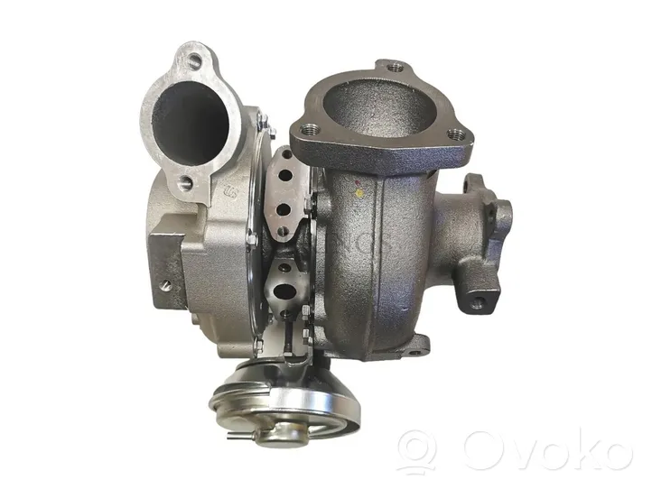 Toyota Land Cruiser (J200) Turbo 842127