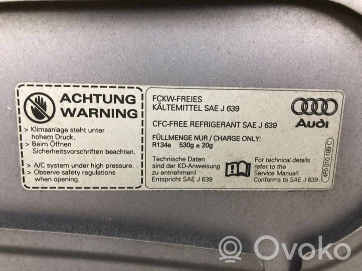 Audi A6 S6 C6 4F Dangtis variklio (kapotas) 4F0010189C