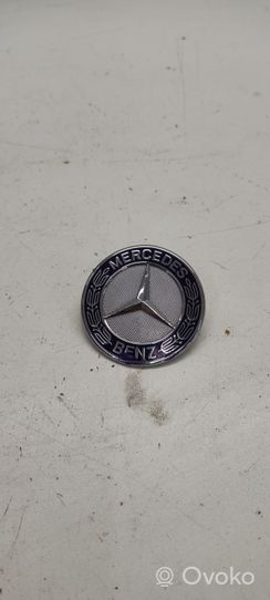 Mercedes-Benz S C217 Herstelleremblem 2188170116