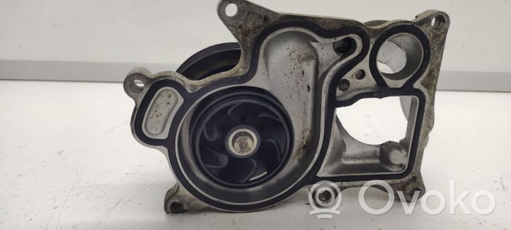 BMW 5 F10 F11 Pompa dell’acqua 781083302