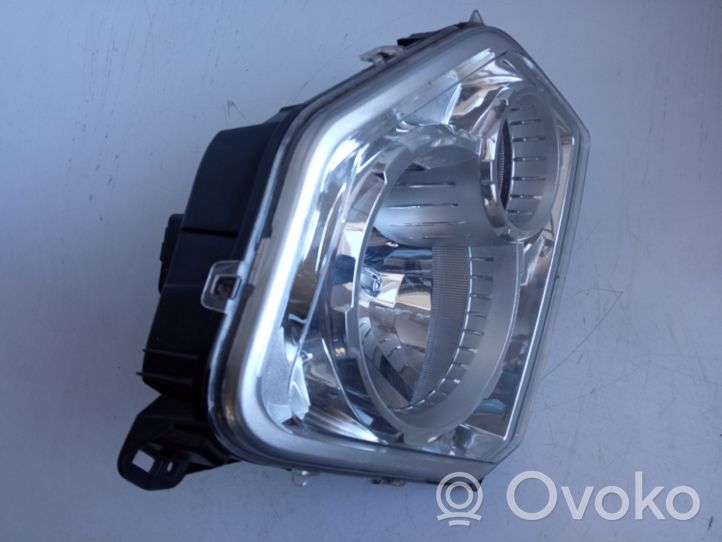 Jeep Liberty Lampa przednia 55157337AE