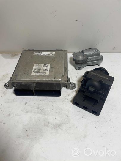 Mercedes-Benz Sprinter W906 Komputer / Sterownik ECU i komplet kluczy A6519000601