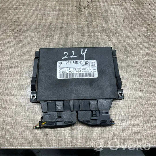 Mercedes-Benz C W203 Module de contrôle de boîte de vitesses ECU A2035450132