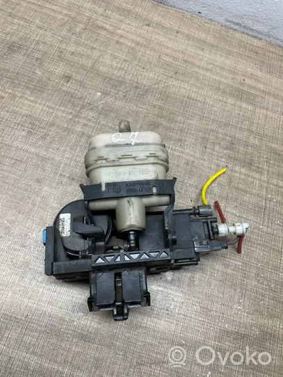 Mercedes-Benz S W220 Loading door lock A2207500185