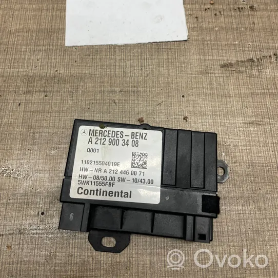 Mercedes-Benz C W204 Unité de commande / module de pompe à carburant A2129003408