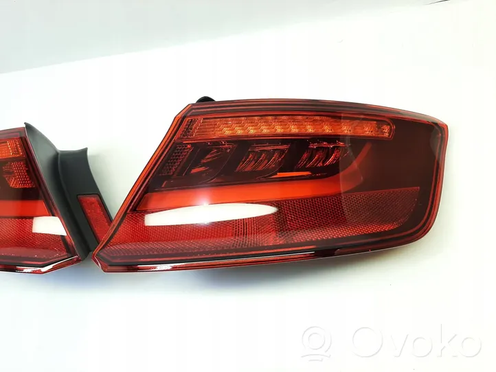 Audi A3 S3 8V Lampy tylne / Komplet 8V4945096D