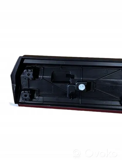 Skoda Superb B8 (3V) Aizmugurē durvju dekoratīvā apdare (moldings) 3V0853595A