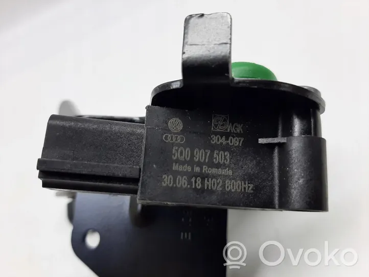 Volkswagen Golf VIII Niveausensor Leuchtweitenregulierung 5Q0512521E